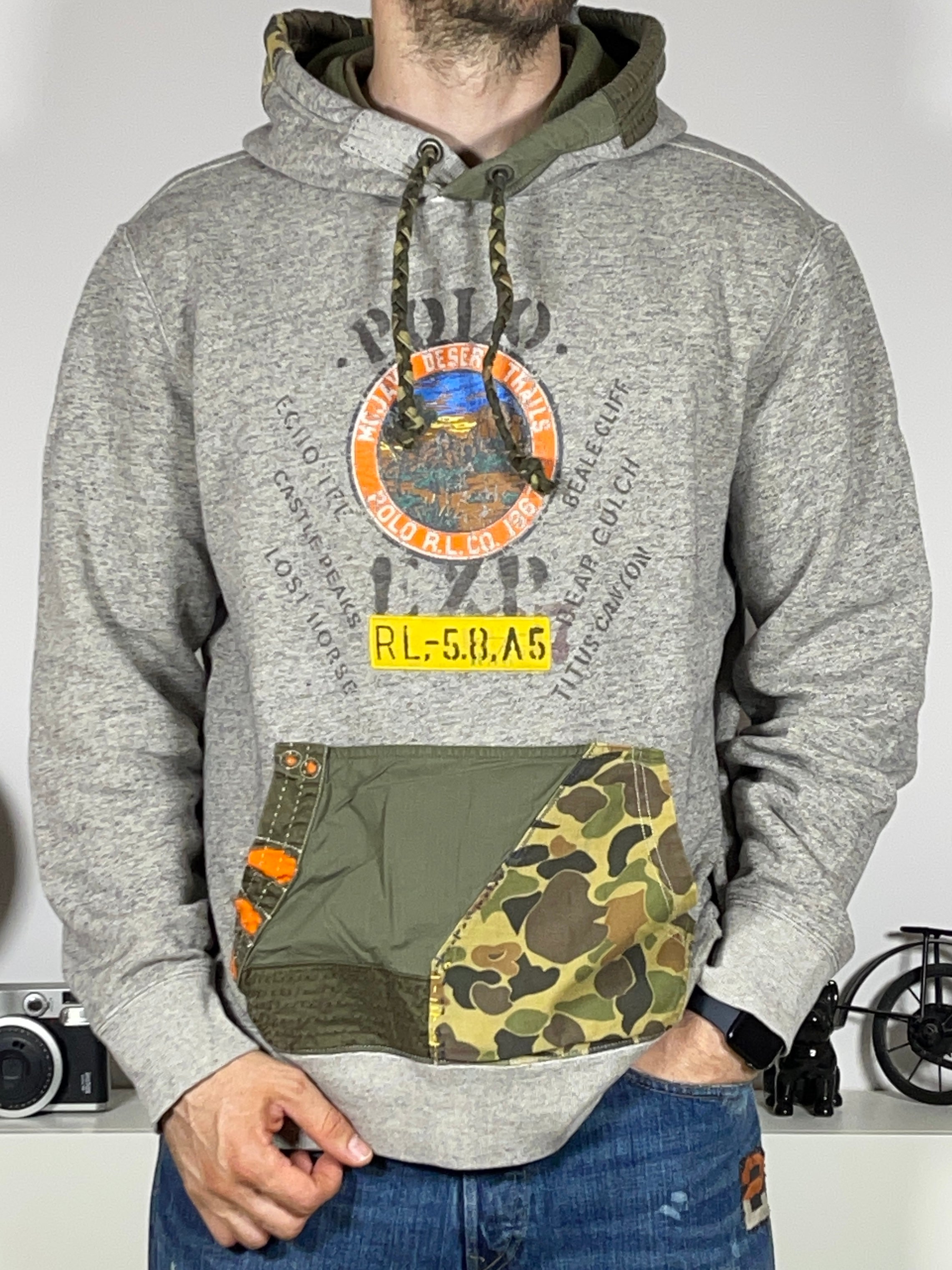 Polo Ralph Lauren Expedition Graphic Fleece Hoodie (2022)