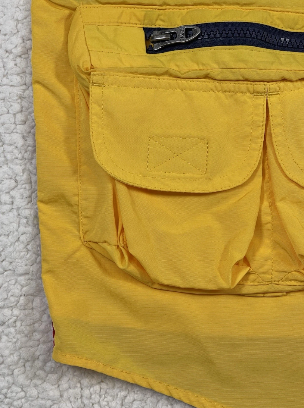 Polo Sport 12 M. Yacht Challenge wasserabweisendes Utility-Hemd im Colour-Block-Design