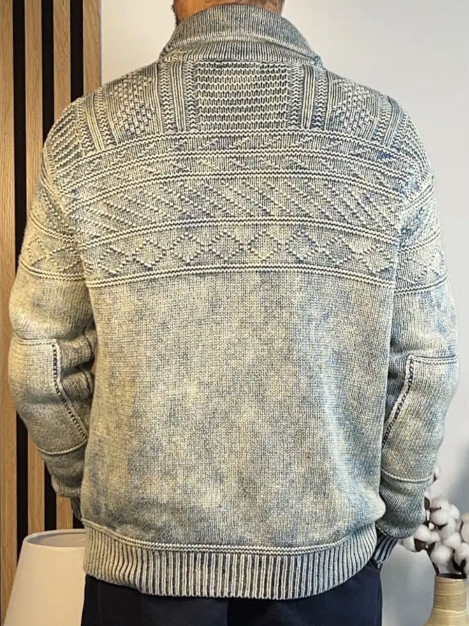 Strickjacke mit Schalkragen und Textur